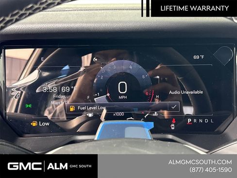 New 2026 GMC Acadia Denali w/ Super Cruise Package FWD image 32