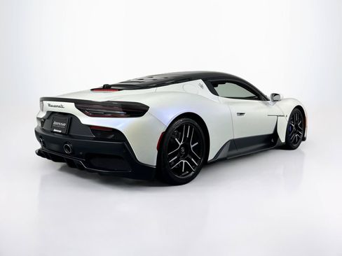 Used 2023 Maserati MC20 Coupe RWD image 9