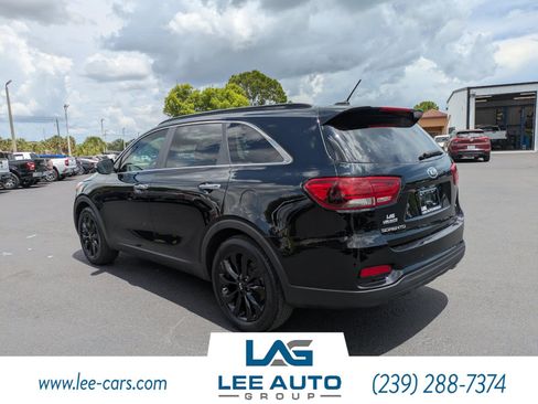 Used 2020 Kia Sorento S FWD image 5
