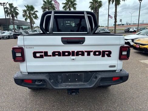 Used 2021 Jeep Gladiator Overland w/ Popular Equipment Package AWD/4WD image 5