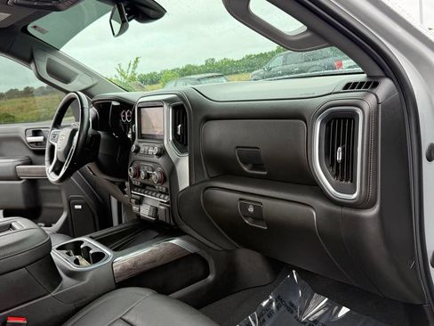 Used 2022 Chevrolet Silverado 1500 LTZ w/ LTZ Premium Package AWD/4WD image 18
