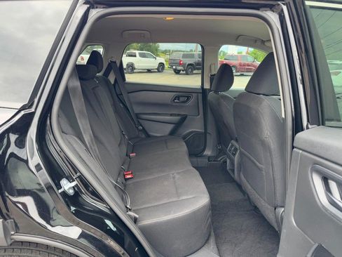 Used 2024 Nissan Rogue S AWD/4WD image 12