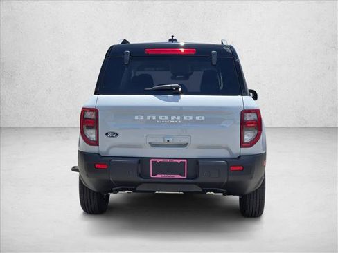 New 2026 Ford Bronco Sport Outer Banks w/ Outer Banks Tech Package+ AWD/4WD image 8