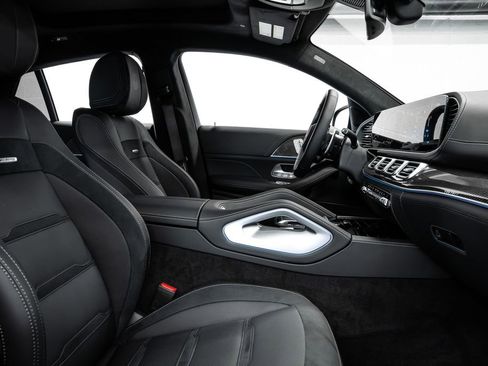 Used 2025 Mercedes-Benz GLE 63 AMG S image 29