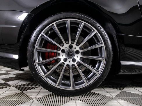 Used 2015 Mercedes-Benz SL 63 AMG w/ Driver Assistance Package image 41