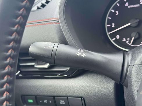 Certified 2025 Nissan Sentra SR w/ SR Premium Package image 24