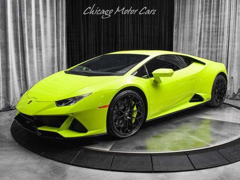 Used 2020 Lamborghini Huracan EVO image 30