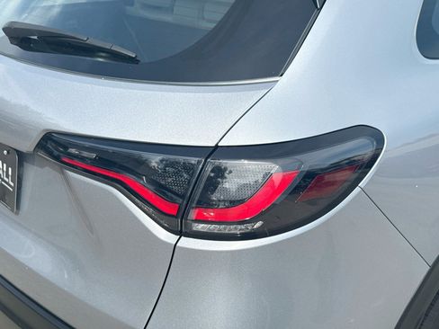 Used 2023 Honda HR-V LX image 24