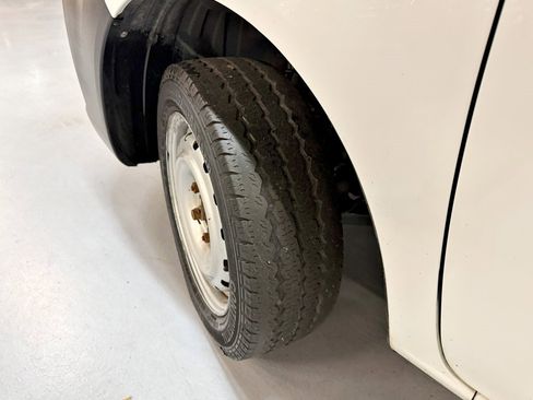 Used 2015 Nissan NV200 S image 11