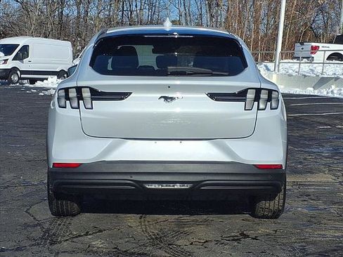 Certified 2021 Ford Mustang Mach-E Select image 4