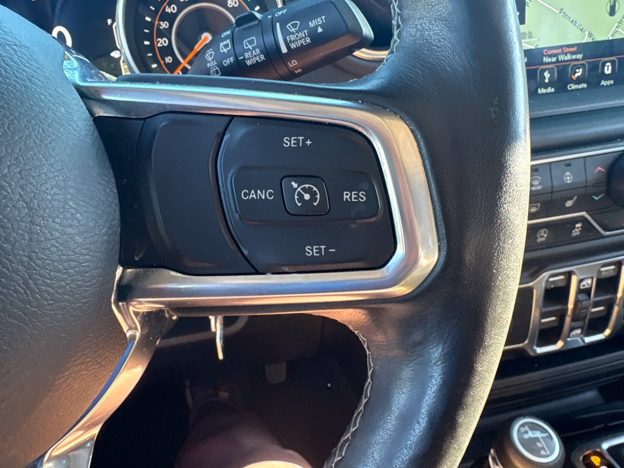 Used 2019 Jeep Wrangler Unlimited Sahara AWD/4WD image 26