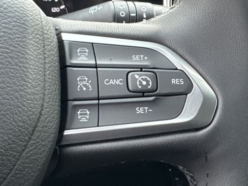 New 2026 Jeep Compass Limited image 20