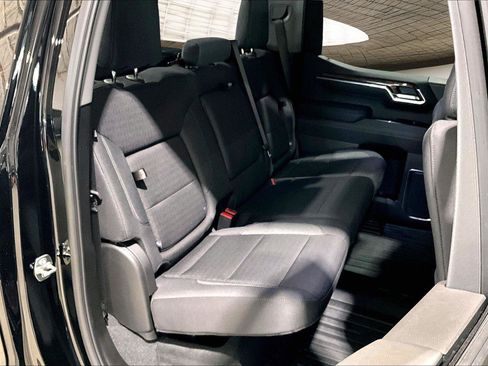 New 2026 GMC Sierra 1500 Elevation image 12