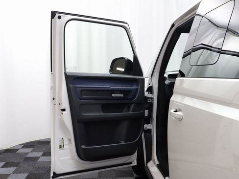 New 2025 Volkswagen ID. Buzz Pro S image 5