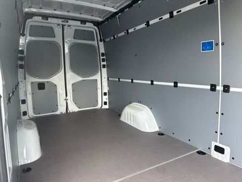 New 2026 Mercedes-Benz Sprinter 2500 image 30