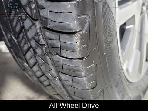 Certified 2022 Ford Escape Titanium w/ Class II Trailer Tow Package AWD/4WD image 13