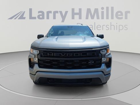 Certified 2025 Chevrolet Silverado 1500 Custom w/ LPO, Dark Essentials Package AWD/4WD image 16