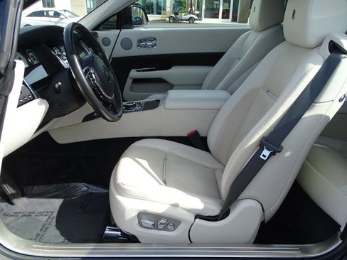 Used 2015 Rolls-Royce Wraith RWD image 10