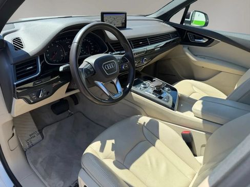 Used 2018 Audi Q7 3.0T Premium Plus w/ Premium Plus Package AWD/4WD image 11