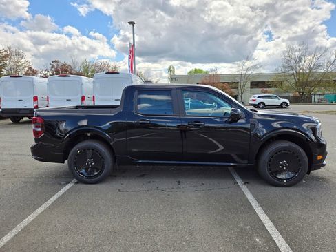 New 2025 Ford Maverick Lobo AWD/4WD image 4