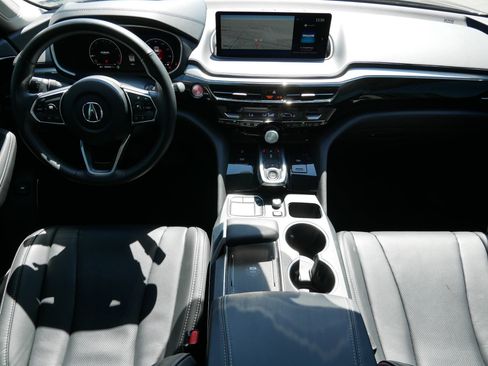 Used 2024 Acura MDX SH-AWD w/ Technology Package image 10