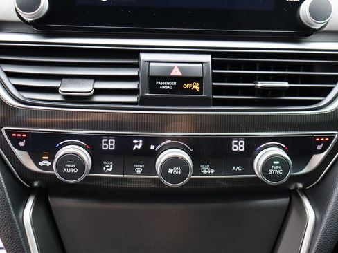 Used 2019 Honda Accord Sport image 38