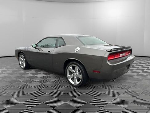 Used 2009 Dodge Challenger R/T image 3