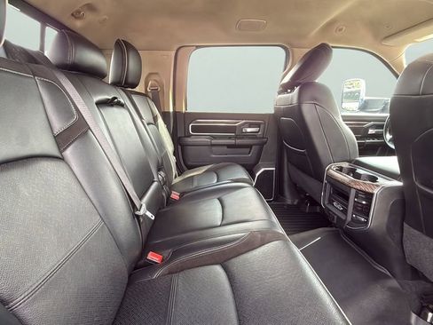 Used 2020 RAM 2500 Laramie image 12