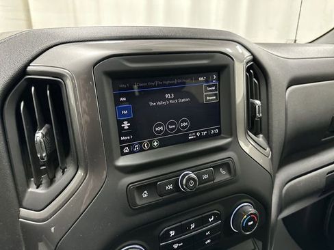 Used 2024 Chevrolet Silverado 1500 Custom image 11