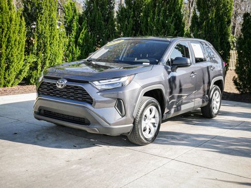 Used 2023 Toyota RAV4 LE image 5