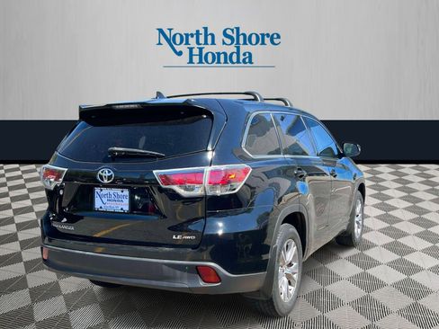 Used 2016 Toyota Highlander Plus AWD/4WD image 6