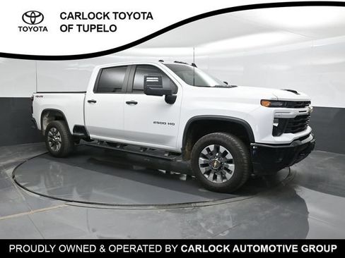 Used 2025 Chevrolet Silverado 2500 Custom w/ Custom Value Package AWD/4WD image 6