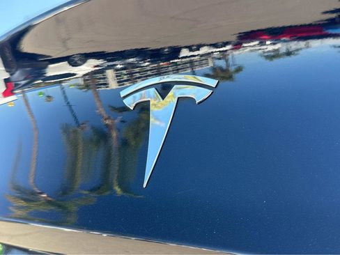 Used 2021 Tesla Model 3 Standard Range Plus image 35