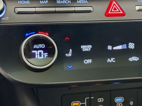 Used 2024 Hyundai Sonata Limited image 21