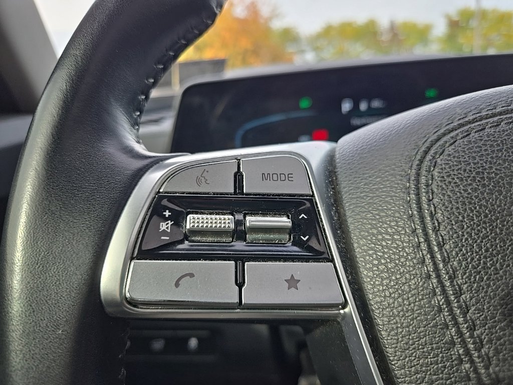 Certified 2025 Kia Telluride S AWD/4WD image 15