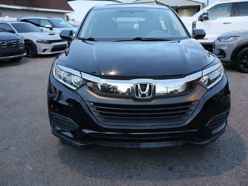 Used 2019 Honda HR-V LX image 2