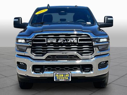 Used 2025 RAM 2500 Big Horn AWD/4WD image 3
