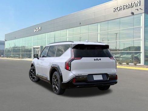 New 2026 Kia EV9 Land w/ Nightfall Edition Package image 4