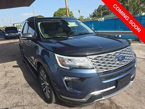Used 2018 Ford Explorer Platinum AWD/4WD image 4