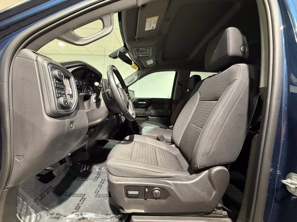 Used 2021 Chevrolet Silverado 1500 RST AWD/4WD image 12