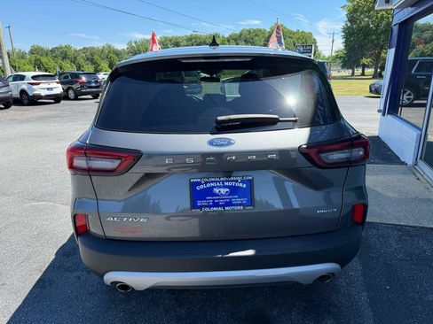 Used 2025 Ford Escape Active AWD/4WD image 7