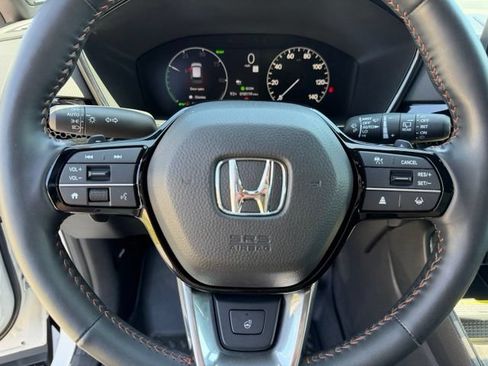Used 2025 Honda CR-V Sport Touring image 13
