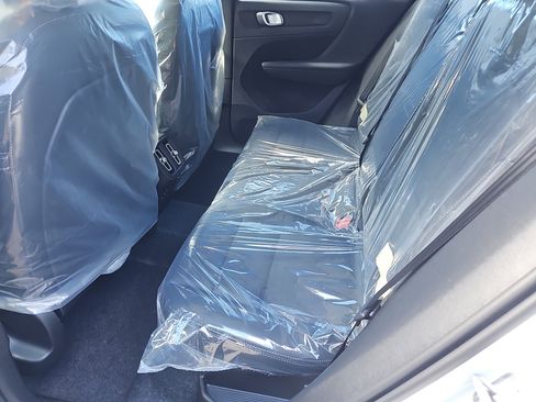 New 2026 Volvo XC40 B5 Plus w/ Protection Package Premier image 20