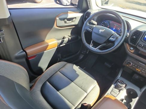 Used 2022 Ford Bronco Sport Outer Banks w/ Tech Package image 3