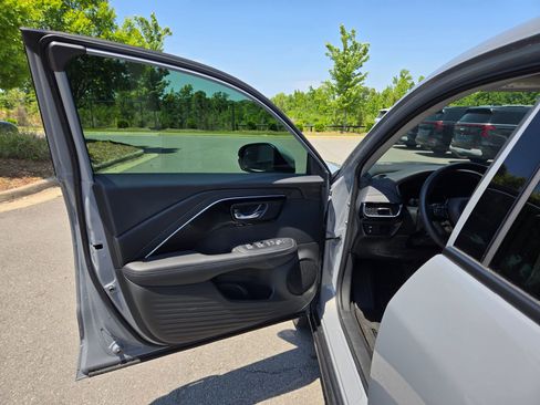 Used 2025 Acura ADX FWD image 20
