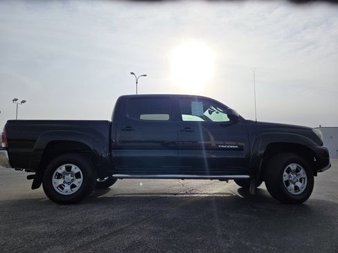 Used 2013 Toyota Tacoma 4x4 Double Cab w/ SR5 Pkg image 22