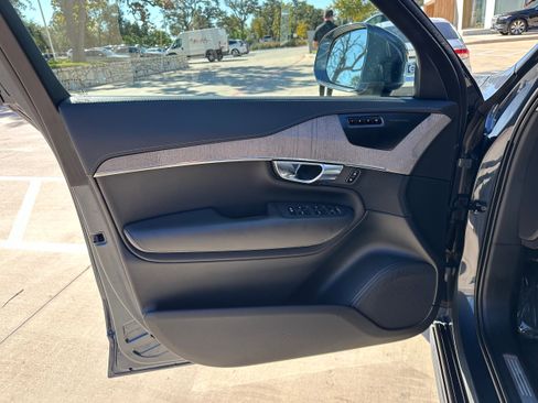 Certified 2022 Volvo XC90 T6 Inscription w/ Climate Package image 23