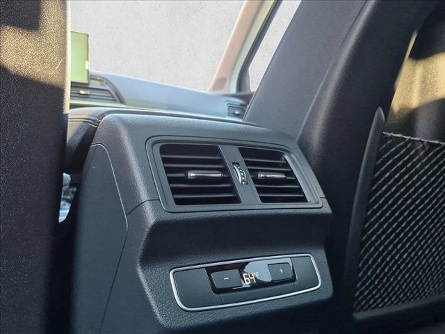 Used 2023 Audi Q5 2.0T Premium Plus w/ Premium Plus Package AWD/4WD image 22