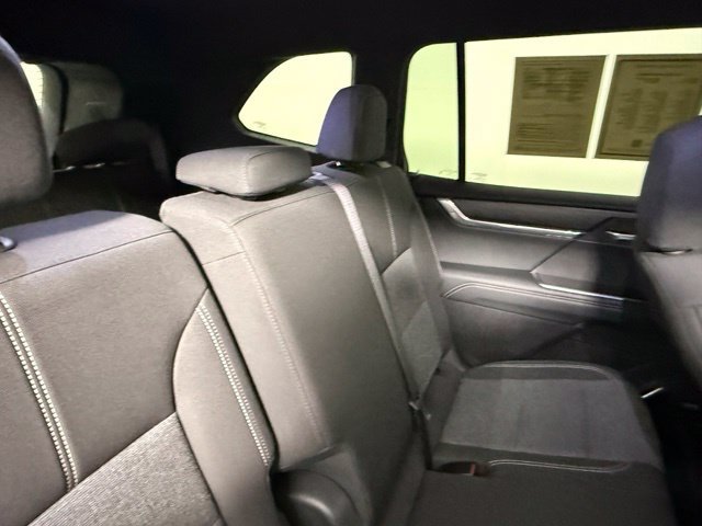 Used 2025 GMC Acadia Elevation FWD image 51