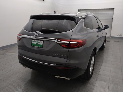 Used 2018 Buick Enclave Essence image 7
